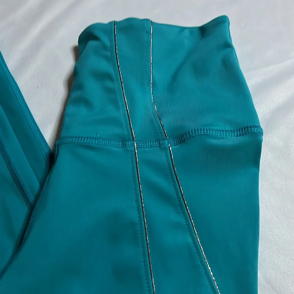 Nike Yoga Leggings